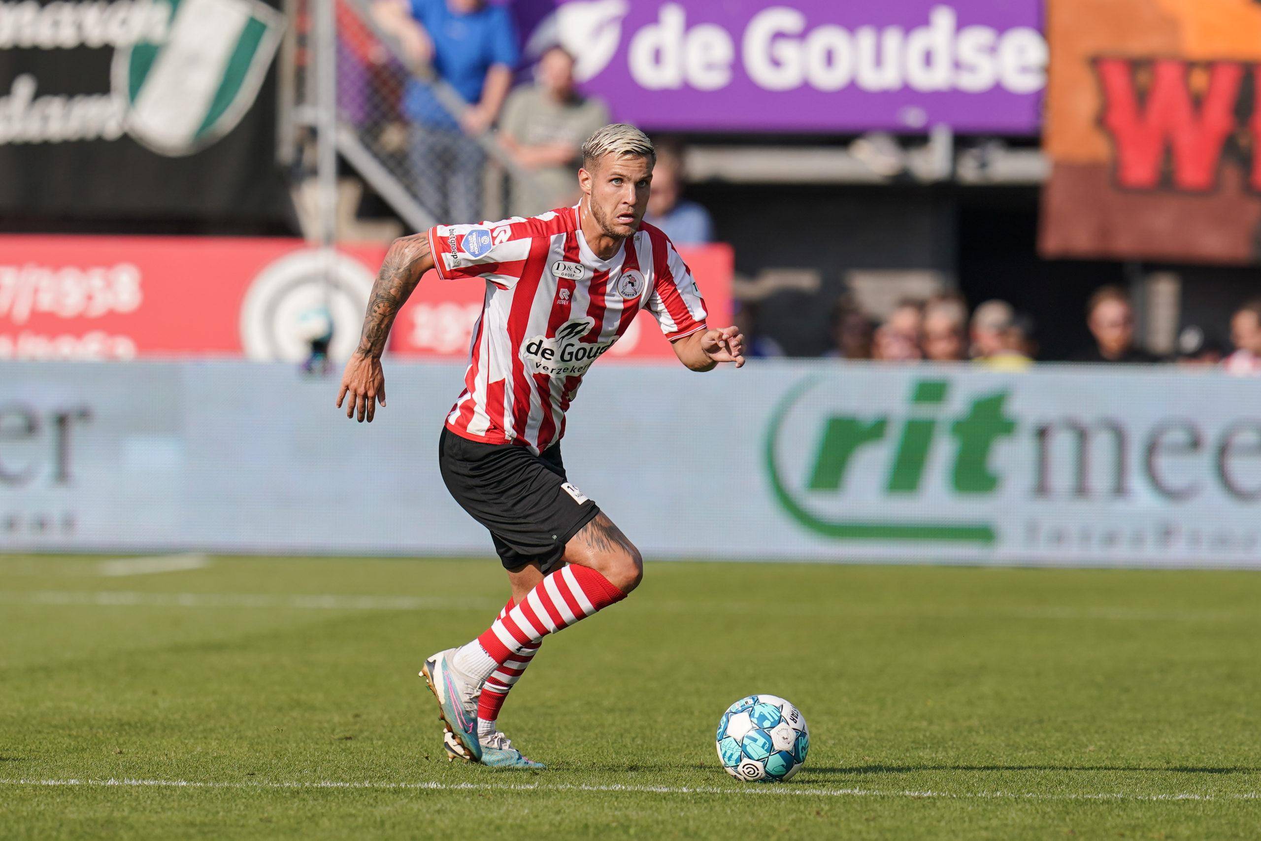 詹姆斯逐渐 詹姆斯逐渐