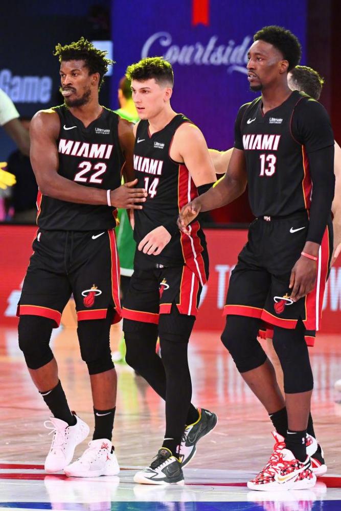 的多次进攻 的多次进攻