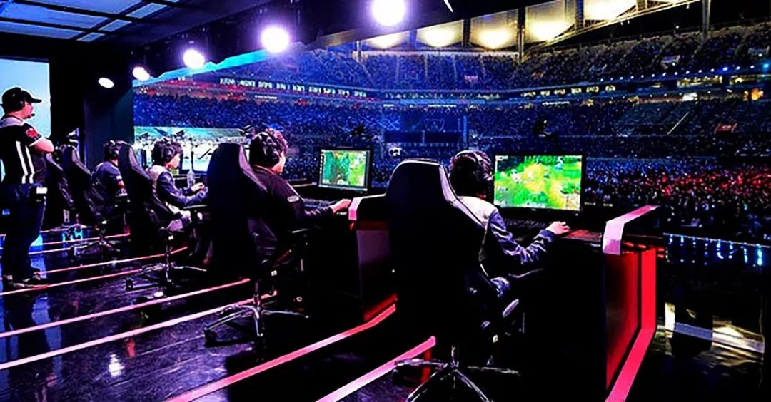 在绿茵场上 在绿茵场上